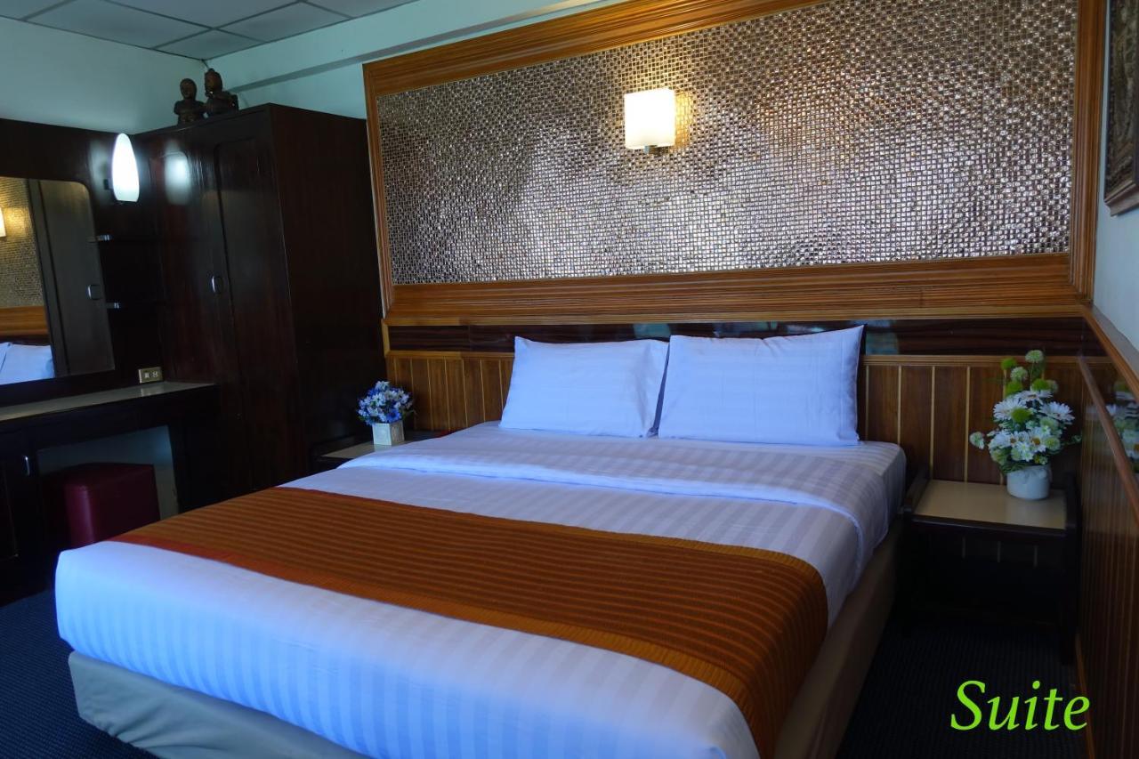 Serene Hotel パッタヤー エクステリア 写真