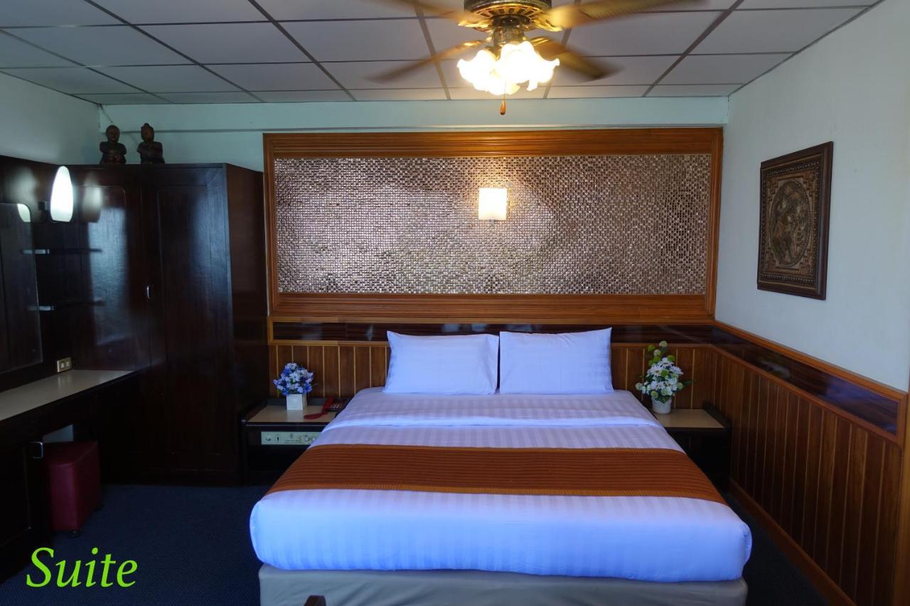Serene Hotel パッタヤー エクステリア 写真